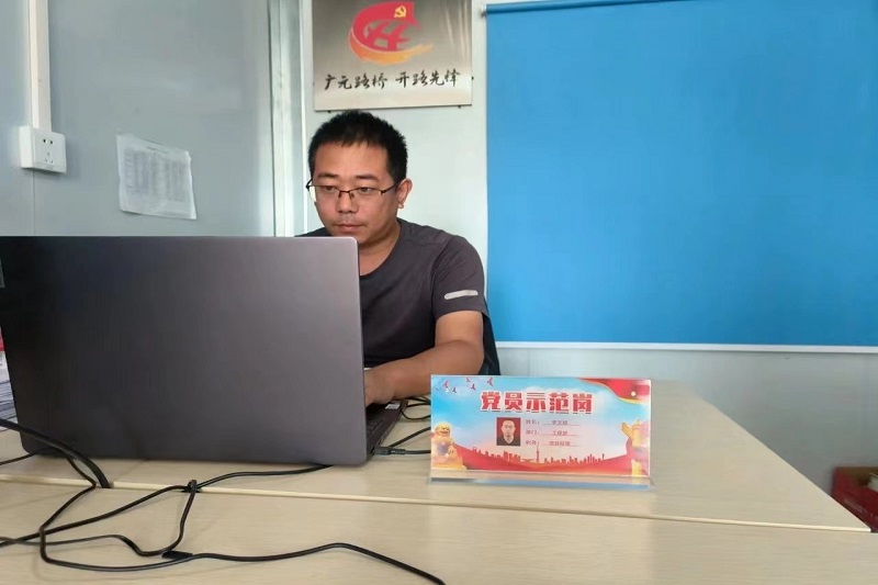 黨員示范崗┃亮身份樹(shù)標(biāo)桿，爭(zhēng)當(dāng)開(kāi)路先鋒